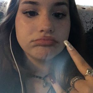 Meet your Posher, Ava